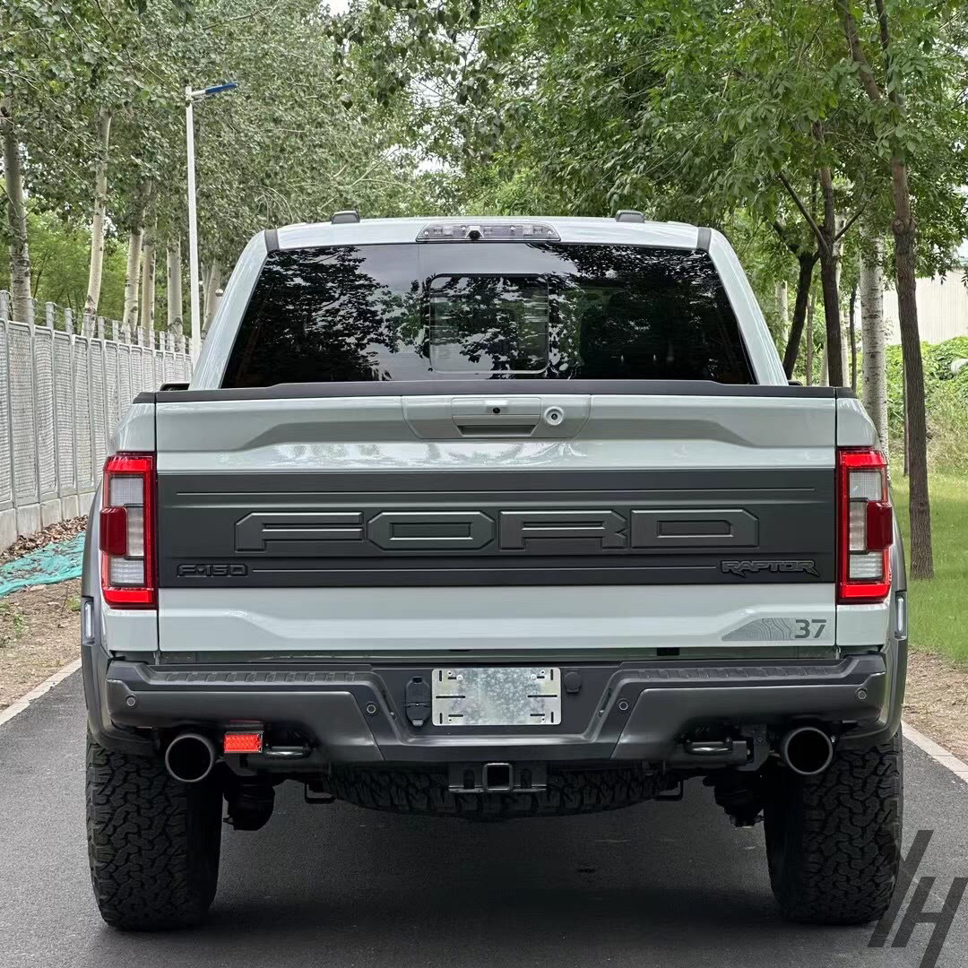 不愧是能配得上帅气版倪妮的皮卡车