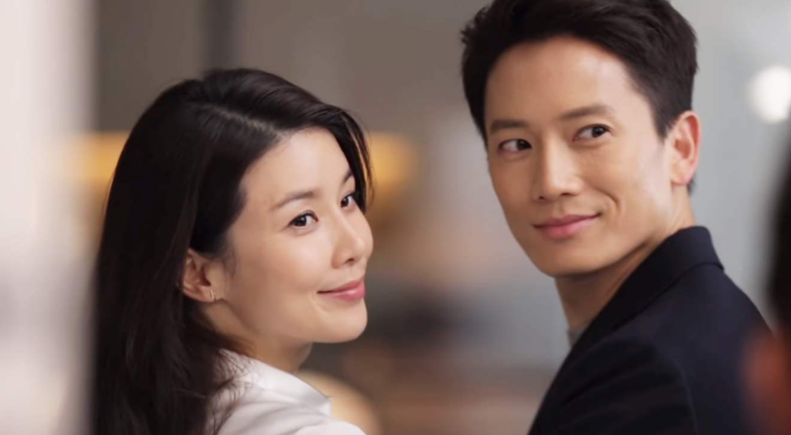 41岁李宝英成韩国演艺圈幸福人妻,嫁了个好老公池晟,生活幸福