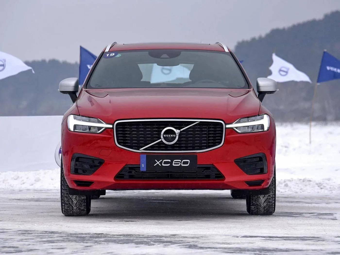 2023款沃爾沃xc60震撼上市,2.0t 8at 四驅,比寶馬x3更吸睛!