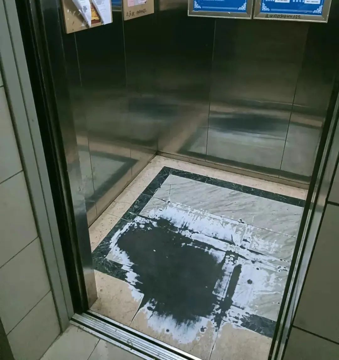 宜宾某小区电梯事件,停电突然从25楼直降到15楼