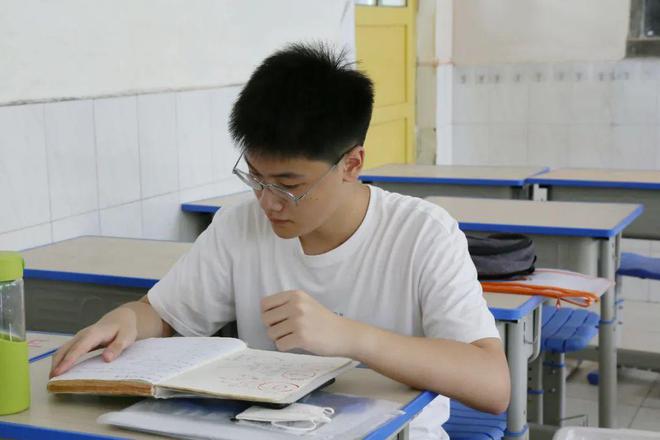 寿光市圣都中学:确认过眼神,遇见最美的你