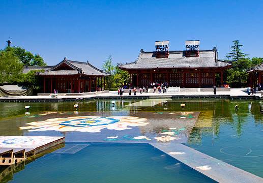 千古风流华清池:唐玄宗和杨贵妃爱情罗曼史的历史见证