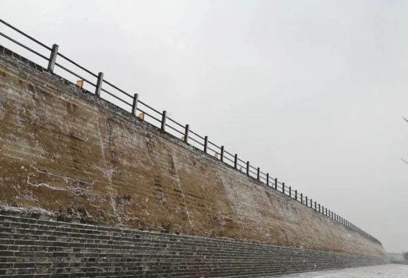 百折千回只为古城飞雪