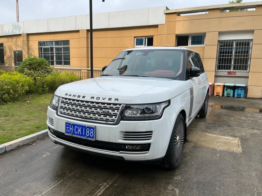 福建省莆田市一辆揽胜牌小型汽车将以49万起拍,车牌为云hck188