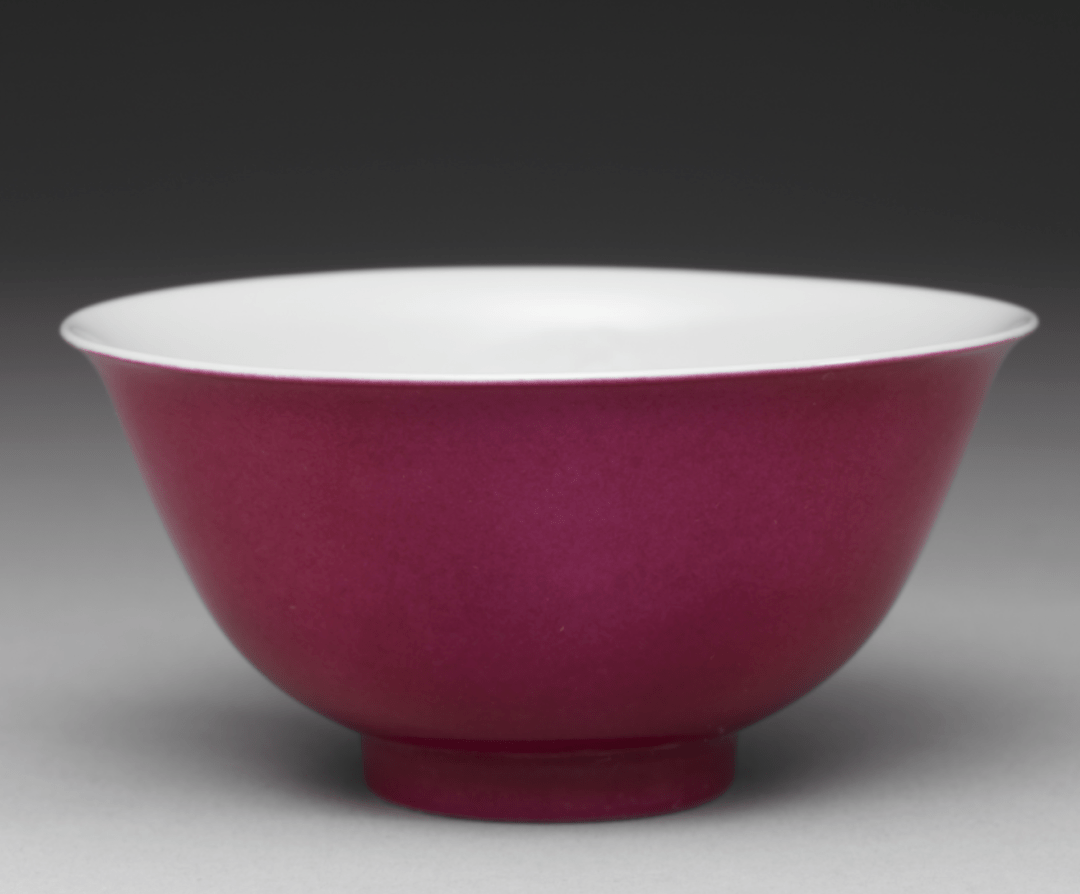 瓷器圈最贵的颜色,胭脂红