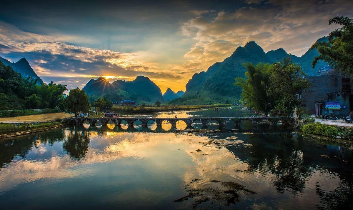 广西一处大型喀斯特高原湖泊,是百色市的第二大人工湖