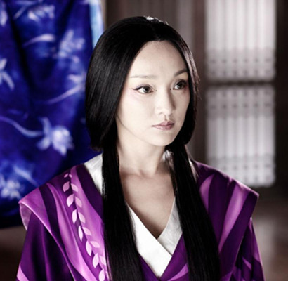 周迅的处女作《古墓荒斋》,17岁的"小狐狸精"连胡子都清晰可见