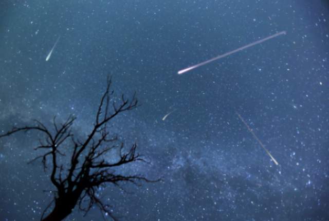 古代天文现象趣谈:古代人看到流星会有怎样的反应