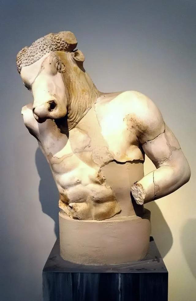 忒修斯(中):破解米诺斯的迷宫,消灭牛头人怪的雅典王储