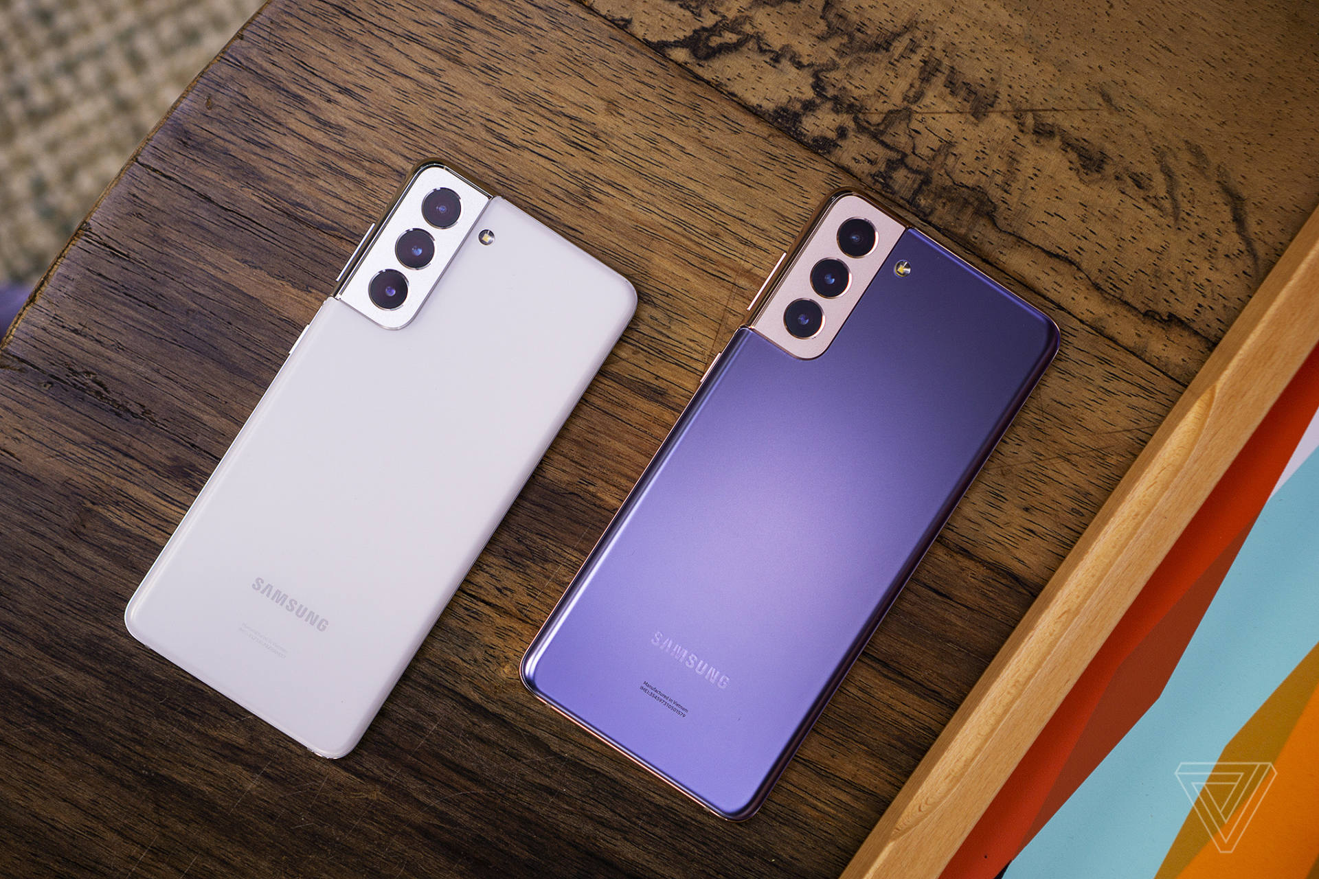 三星火力全开!s21超大杯价格超过万元,网友:小米11不香吗?