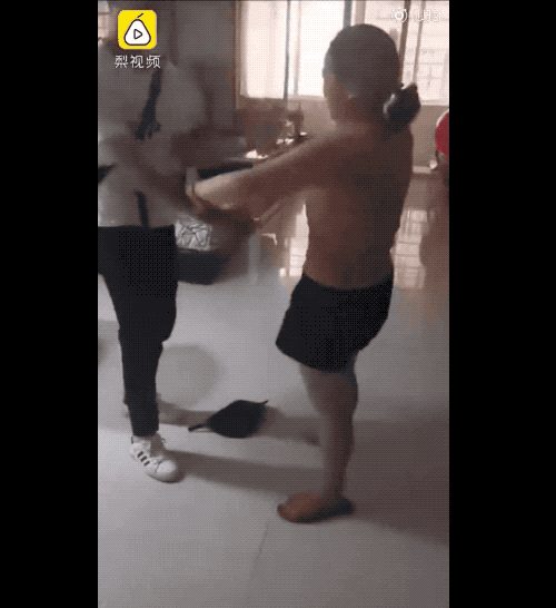 |他们“骗了”父母，全网却都点赞