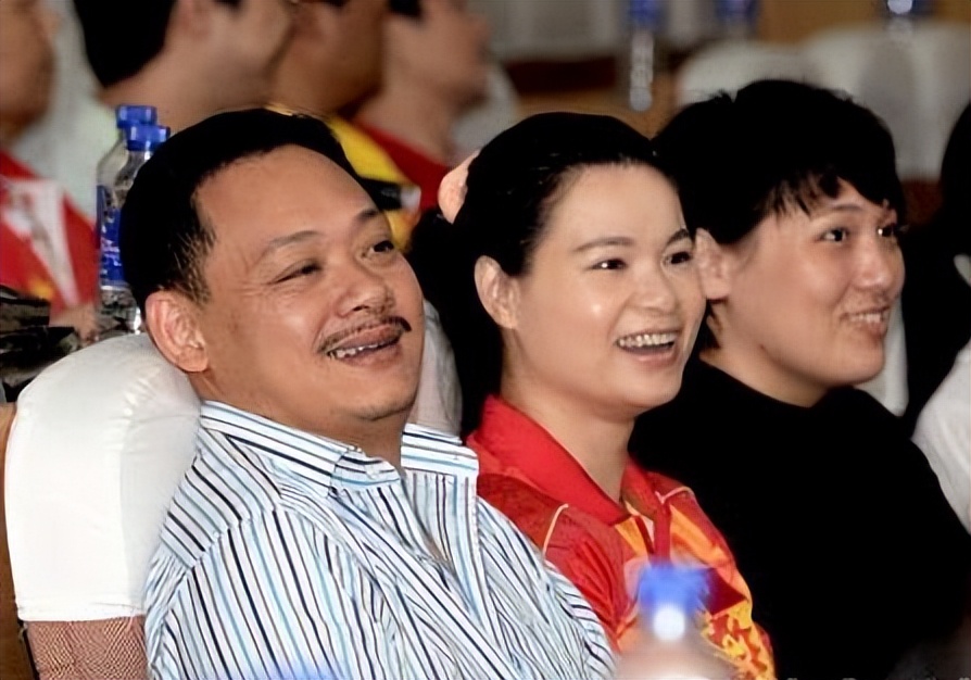 占旭刚:从奥运冠军到官员,娶初恋空姐的传奇人生