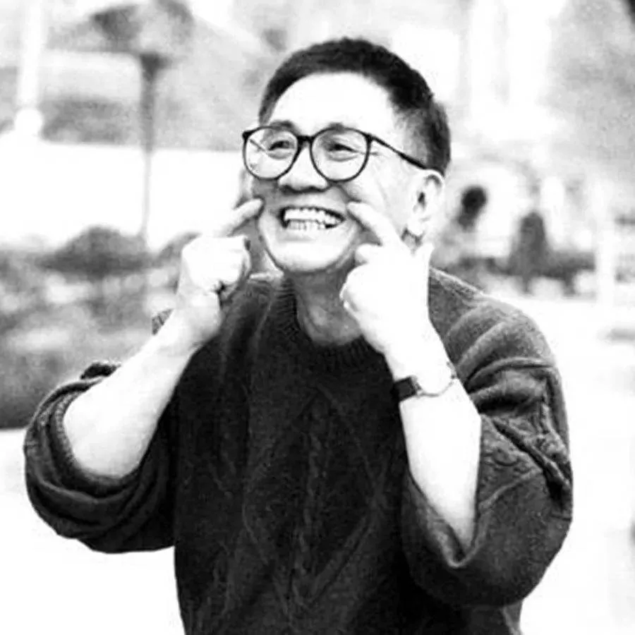 黄霑:尿成龙,单挑李小龙,妻子怀孕期间出轨,他凭什么这么狂?