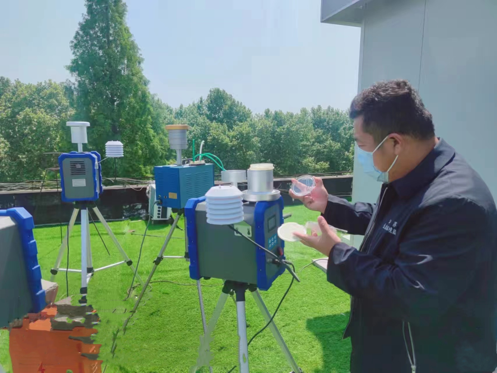 五一我在岗|江苏省淮安环境监测中心:坚守岗位,只此青绿