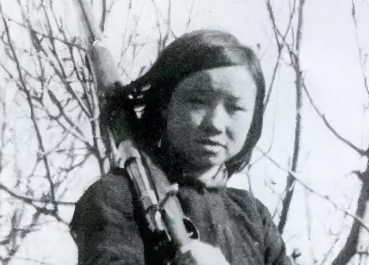 抗日女英雄刘杰英:用热水烫死鬼子,被日军活埋一天后,奇迹复活