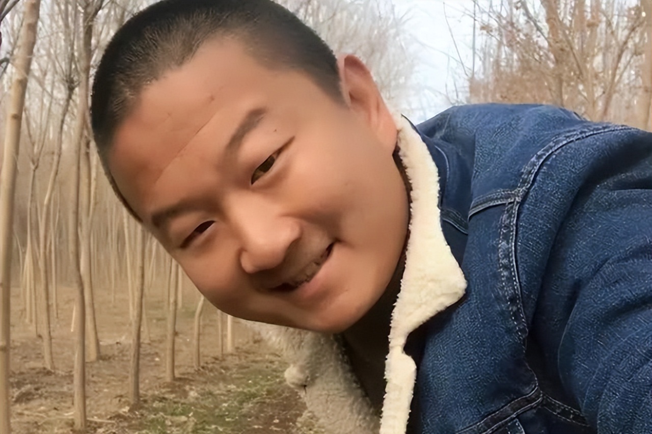 一场演出35万还要飞机接送的阿giao,如今出场费减半也没人请吗?