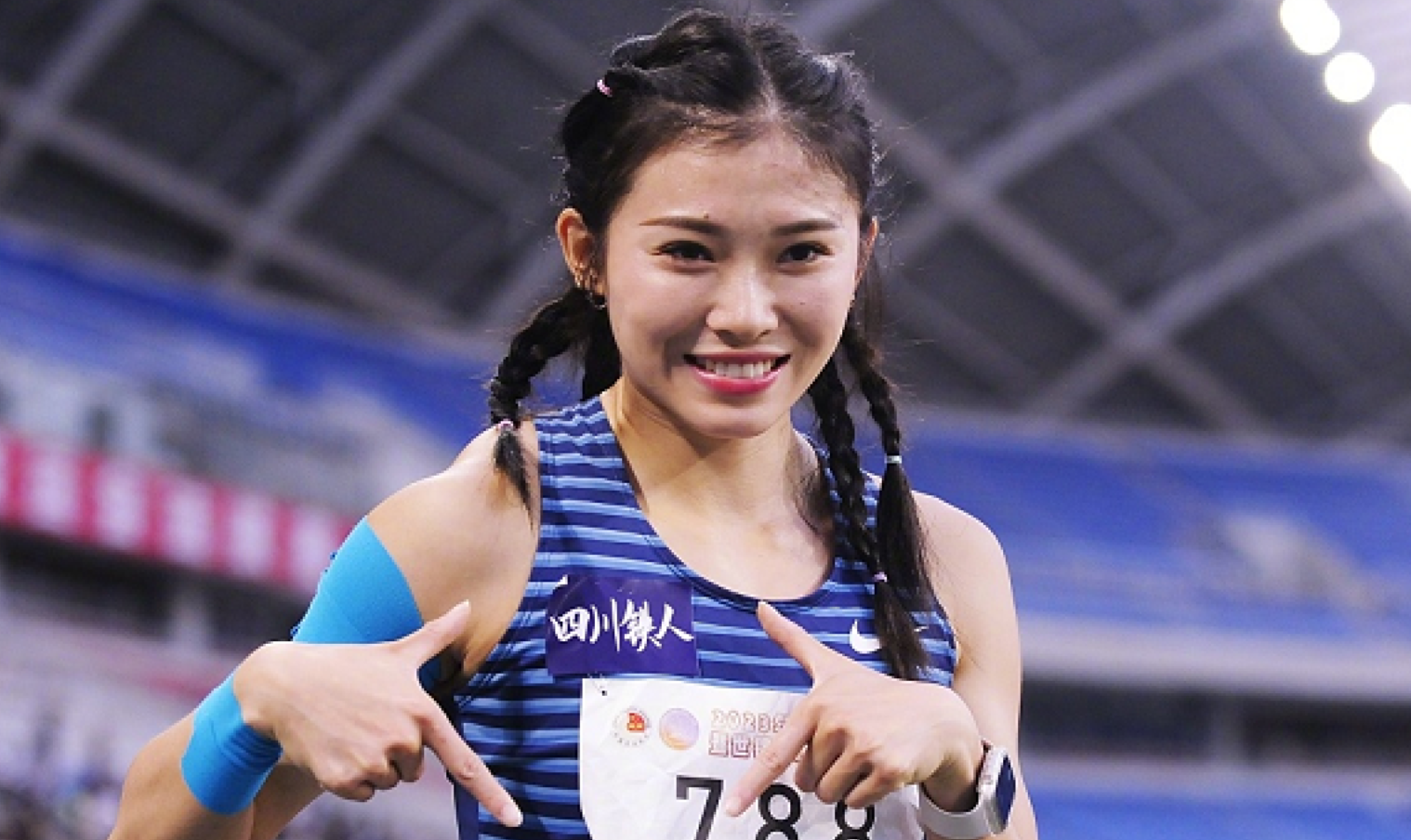 跨栏女神!吴艳妮迎26岁生日,迎接大运会开幕,直呼意义非凡
