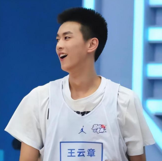 中国男篮前国手王云章:前女友多次感染hpv,爆料他常去洗浴中心