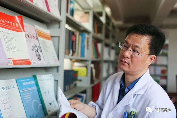 "上海市先进工作者"黄雪元:用恒心做好人,用责任心做好事