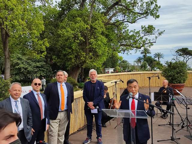 朱裕华先生在第十二届欧洲花卉博览会开幕仪式发言引巨大反响