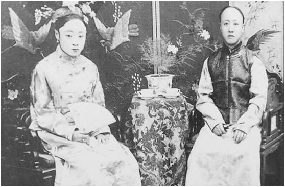 荣禄的女儿,摄政王的嫡福晋,皇帝的生母,为何服毒身亡