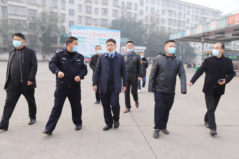 桃源:唐骏督导检查春运交通安全管理工作