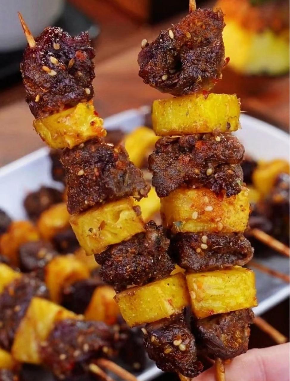 菠萝牛肉串串香,味道绝绝子.#美食