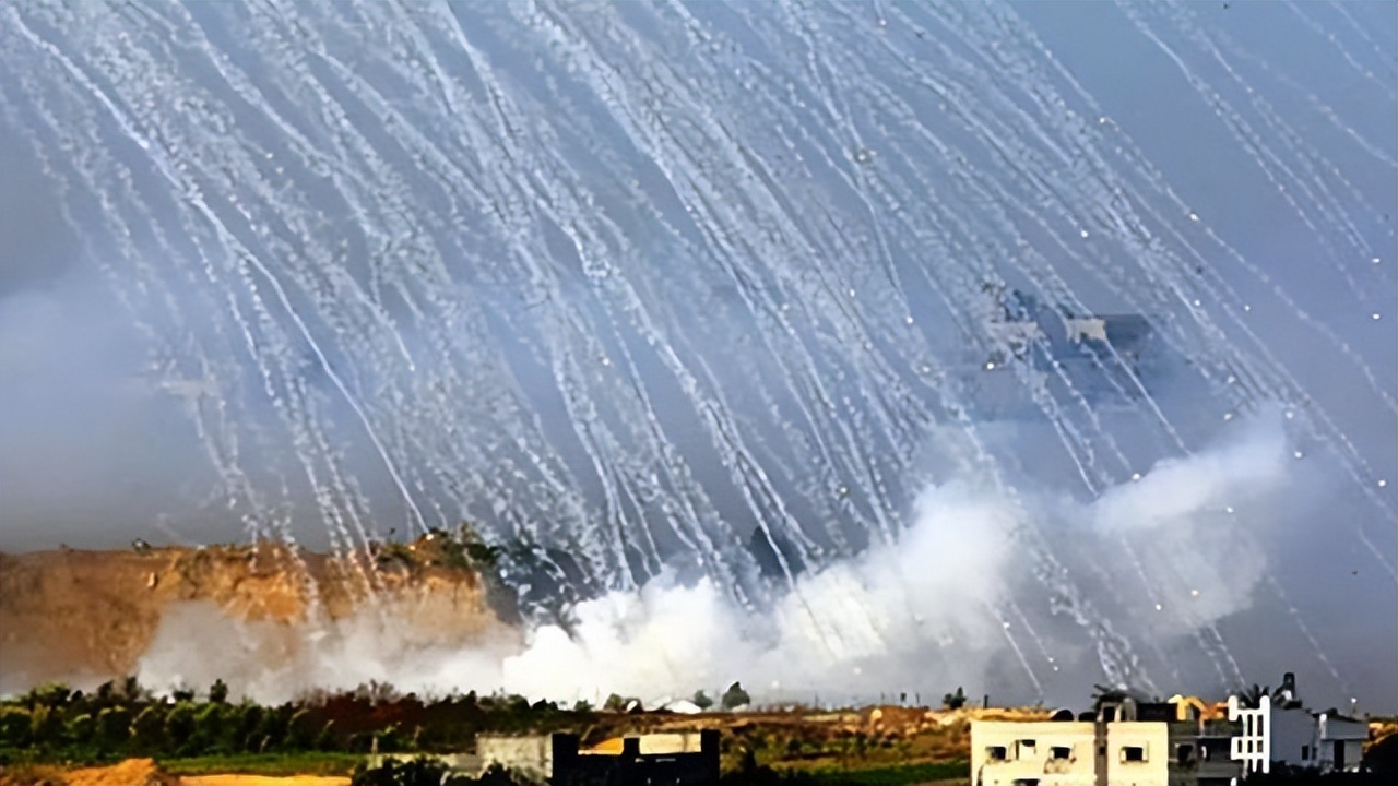 以色列"屠杀"巴勒斯坦,燃烧的白磷弹,人道何在?