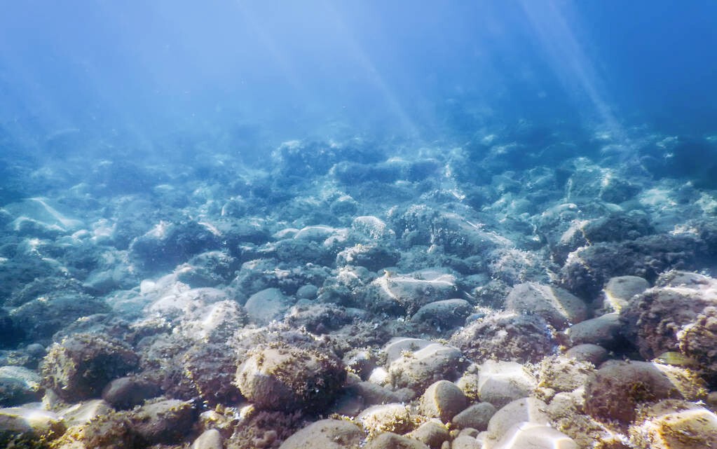 太平洋海底庞大的水下结构,疑似史前文明建筑,是谁建造了它们?