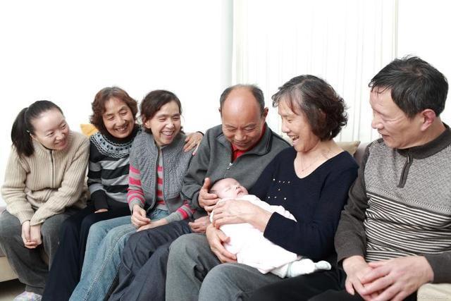 亲家交往时若有以下五种行为,要揣着明白装糊涂,对大家都好!