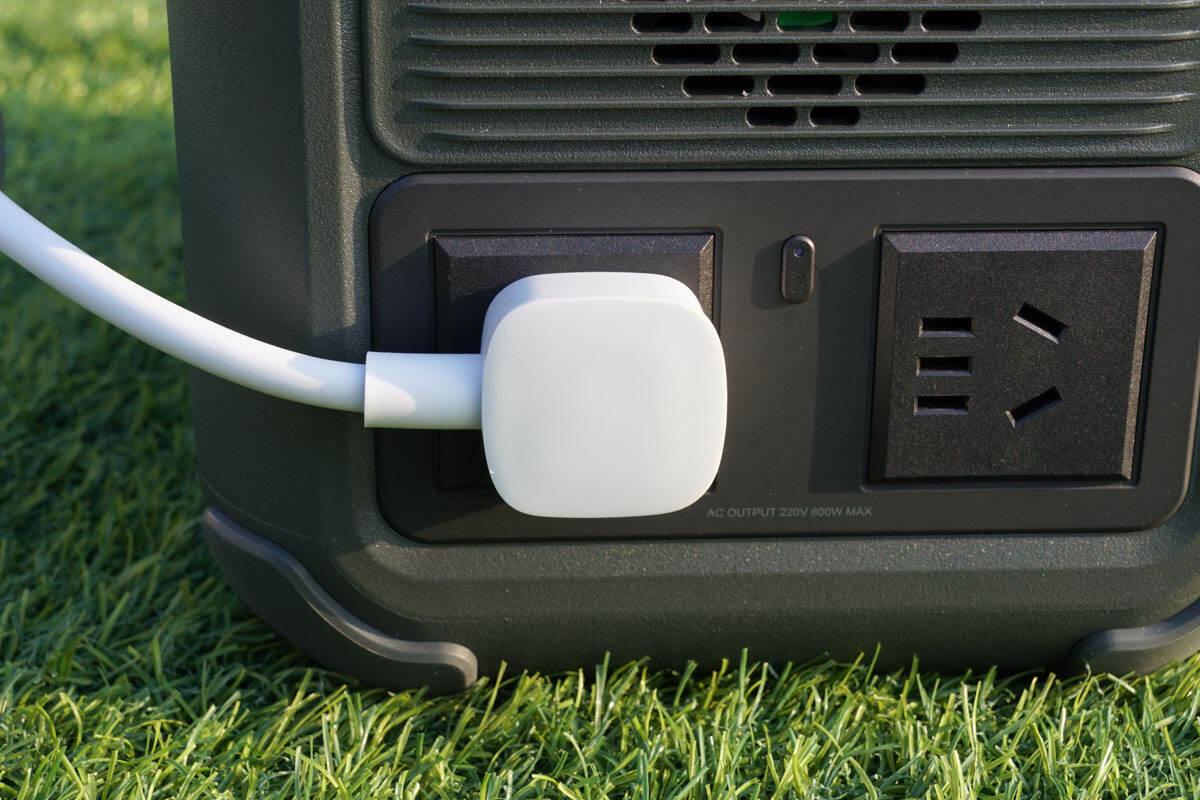 打造小清新盐系桌面的小物件,小米33w魔方插座图赏