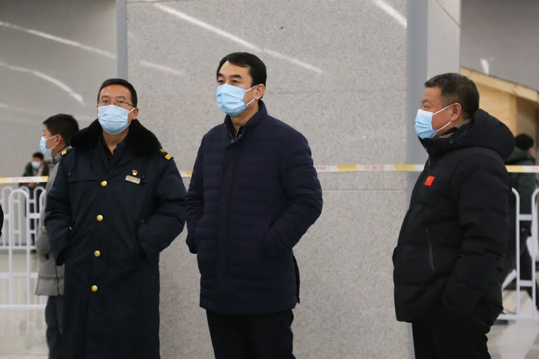 市政府副市长,区党工委书记贾宏迅调研张家口站疫情防控工作!