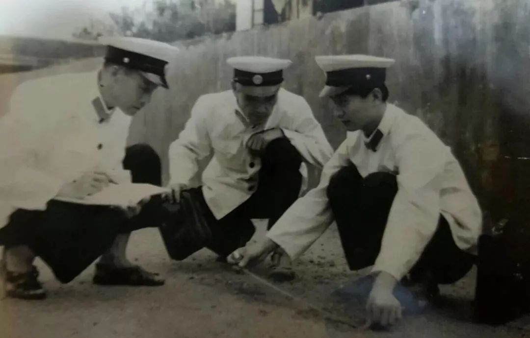 上世纪80年代的人民公安