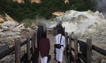 真实拍摄日本温泉"秘汤":男女共浴一个池子,但通常男游客尴尬