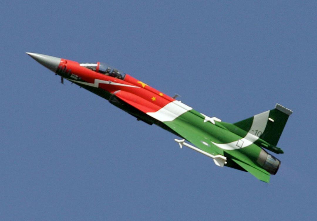 航空工业时装周,快来选出最靓的ta