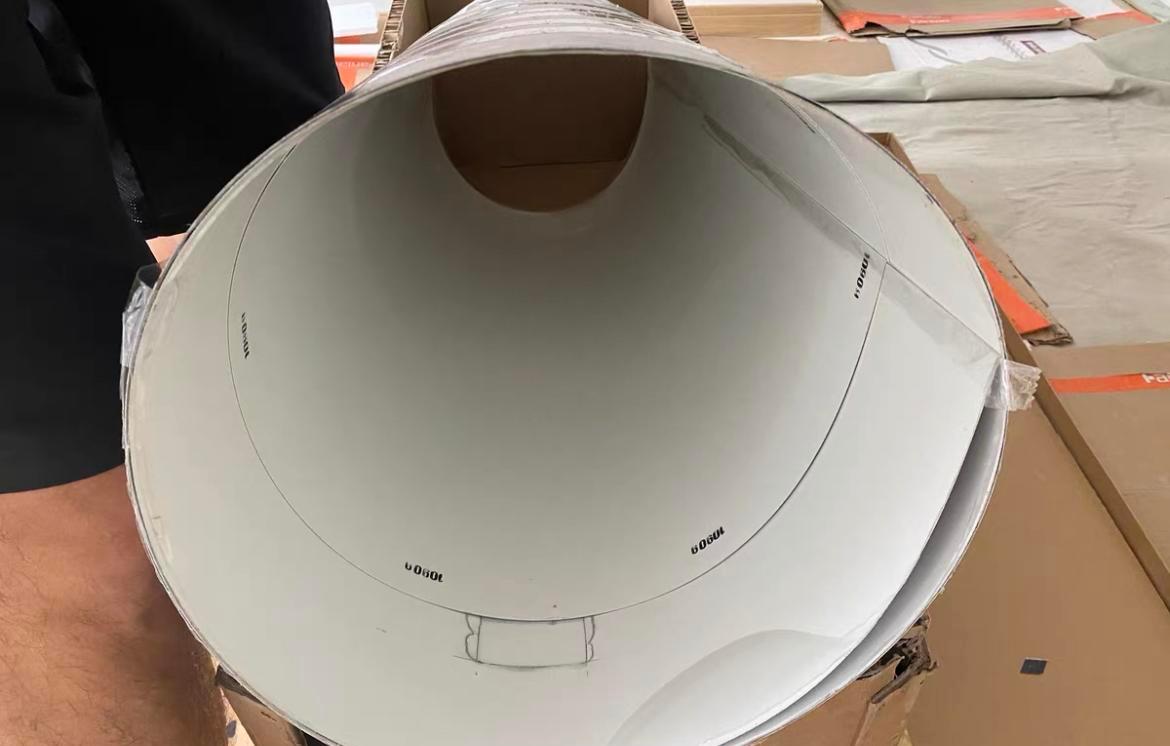 现在的厨房都贴上的珐琅板,有哪些优缺点?铺贴有什么注意事项?