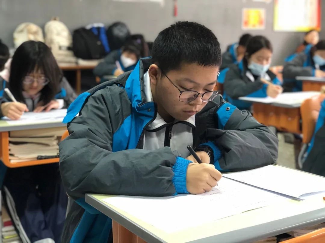 丨再出发丨沈阳新世纪中学高中部开学第一考