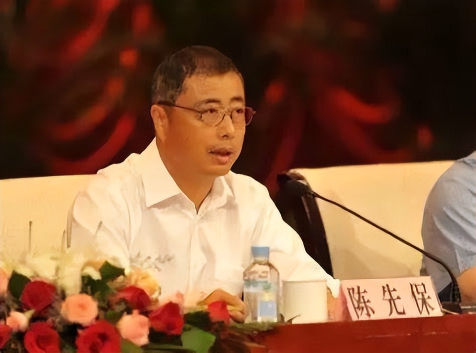 洽洽创始人陈先保,36岁辞去铁饭碗,靠卖瓜子身价超120亿!