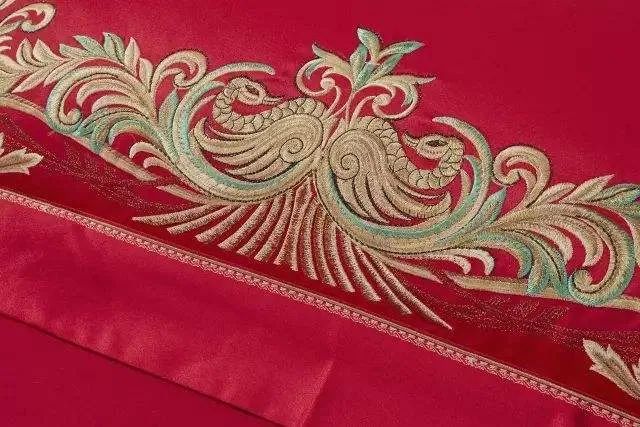 爱情的秘密,隐藏在红古刺绣的针头线脑中