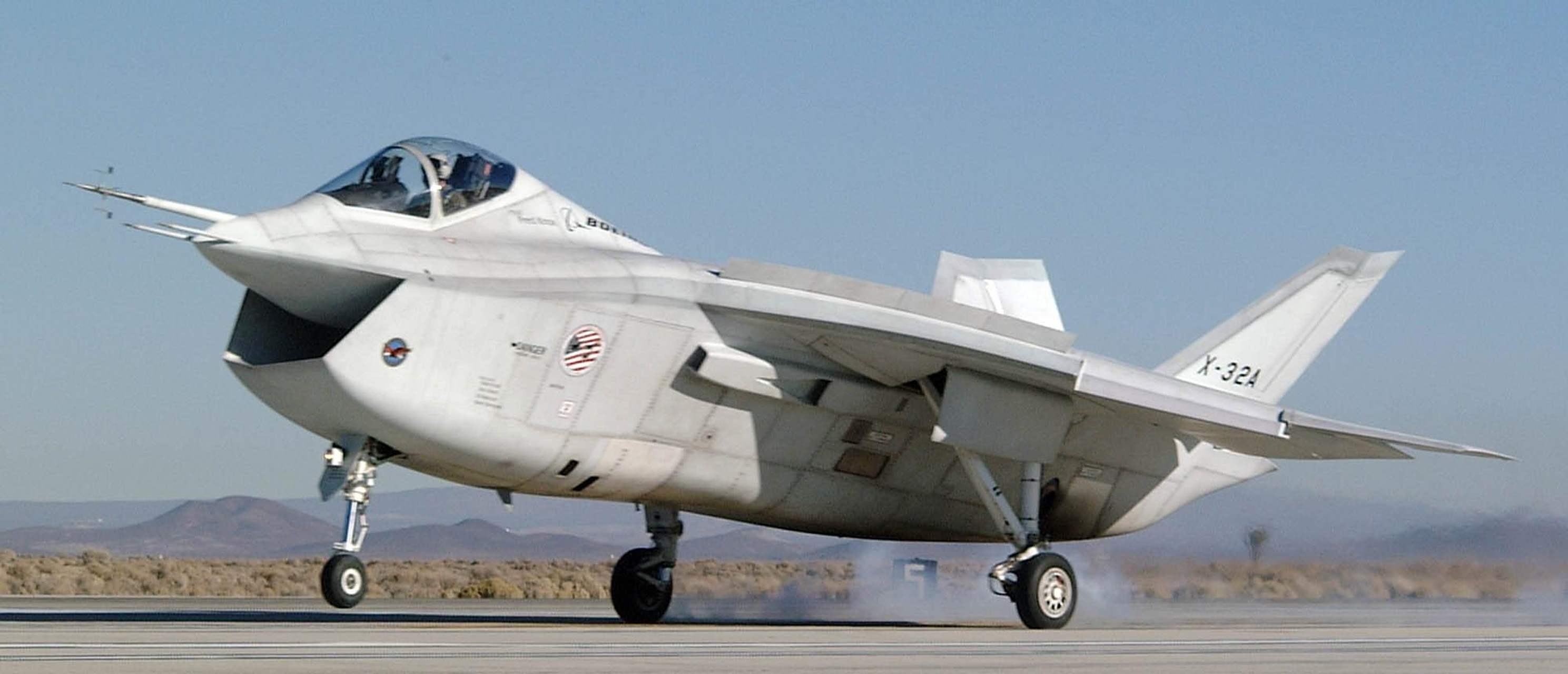 (f-15本来是麦道的飞机,后来波音收购了麦道,这也就成了波音的飞机,只