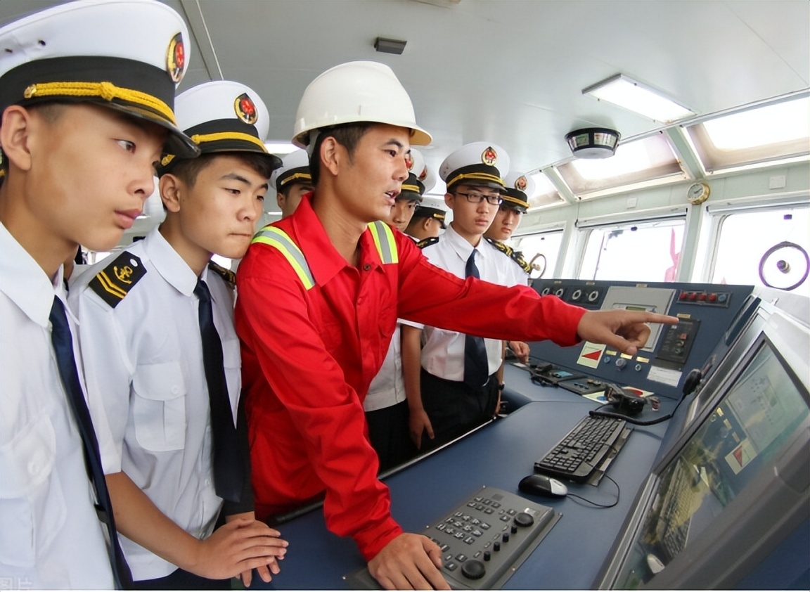 为什么海员工资给的高,还没人去呢?网友:男女关系问题太难解决