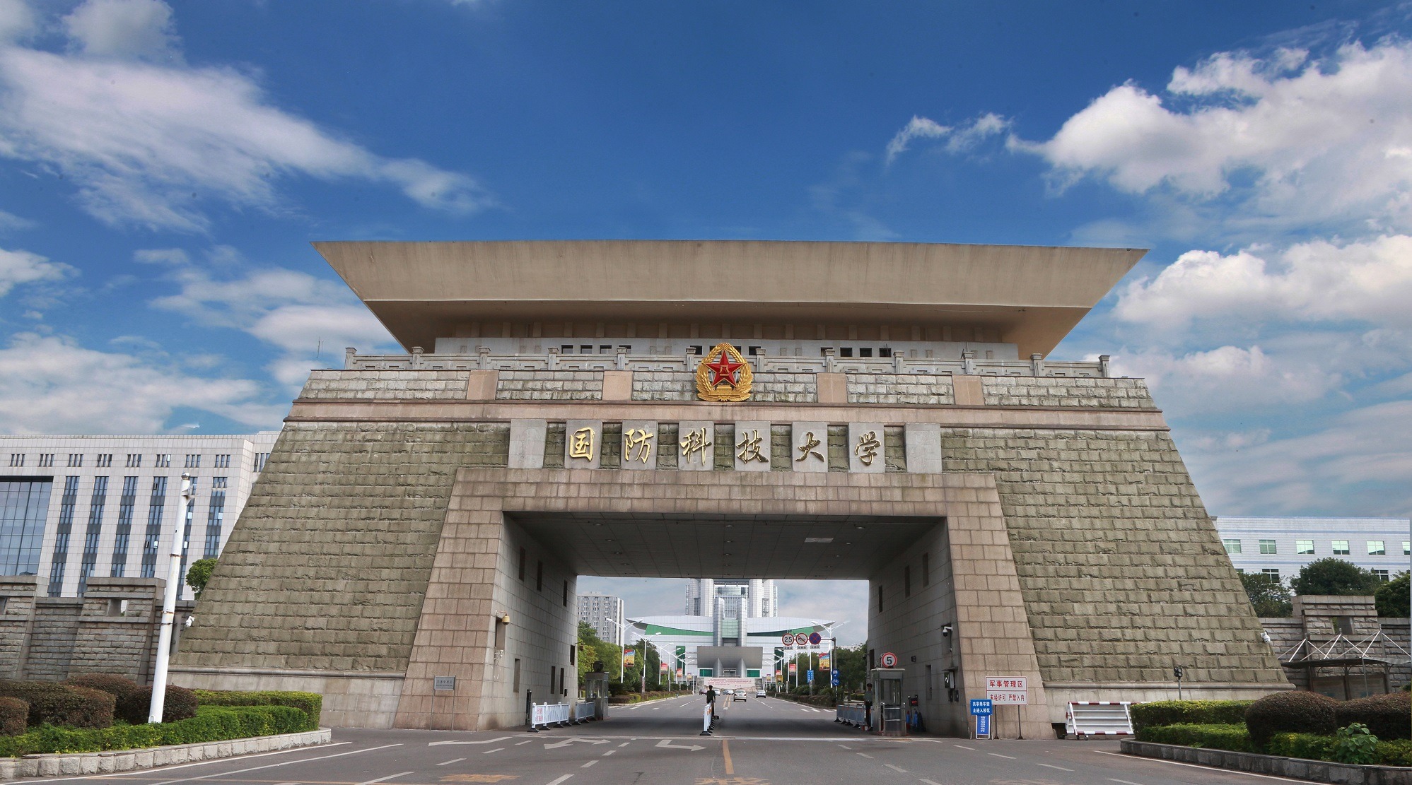 江西国防科技大学图片