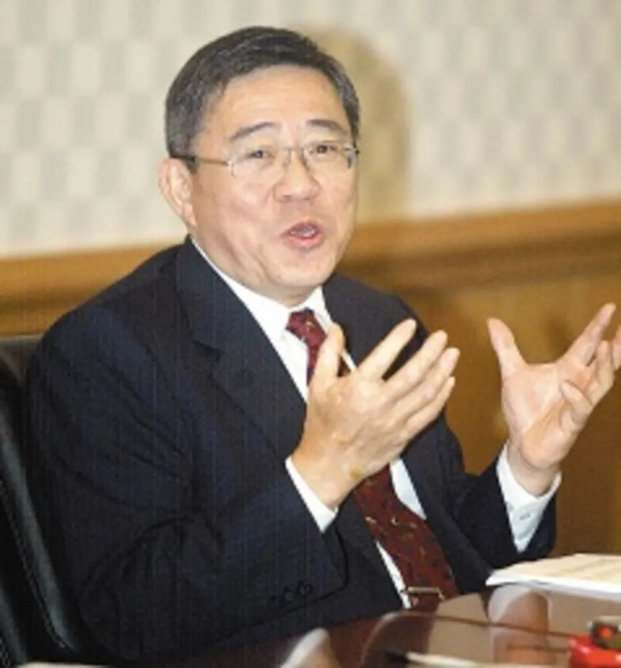 福建安溪新8大富豪财富总额超1400亿榜首被誉中国巴菲特