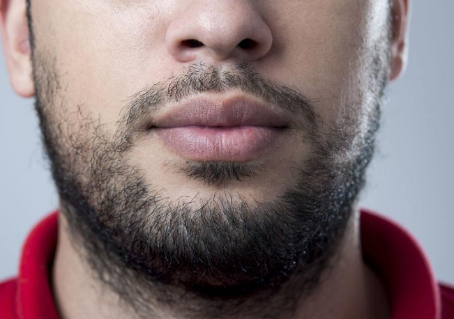 男性刮胡子频率高,说明了什么?和寿命有关系吗?专家告诉你答案