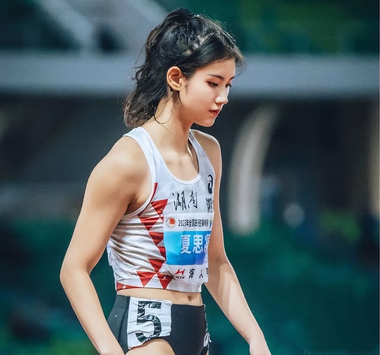 颜值爆表,情商炸裂!这就是跨栏女神夏思凝!