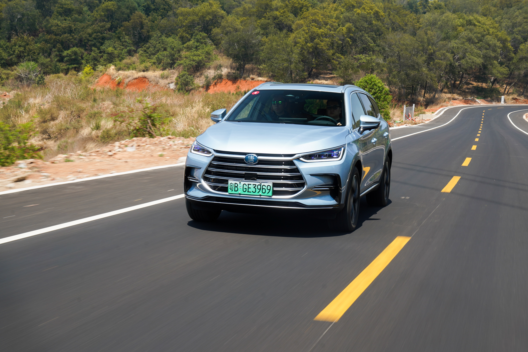 配置/底盘升级优化 试驾比亚迪唐dm-i冠军版