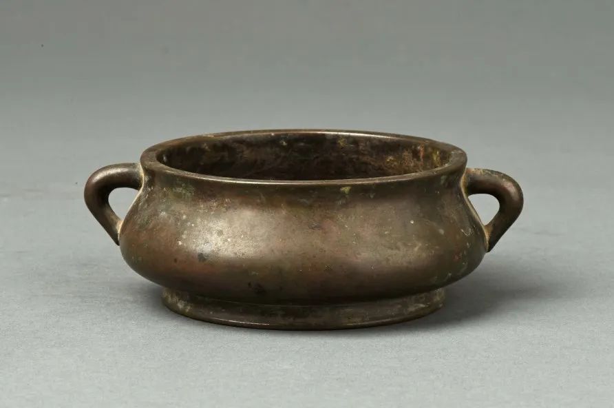 2023浙江佳宝春拍丨清中期 铜蚰耳宣德炉赏析