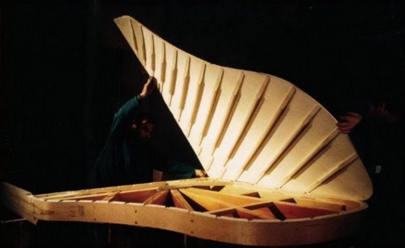 什么是钢琴音板