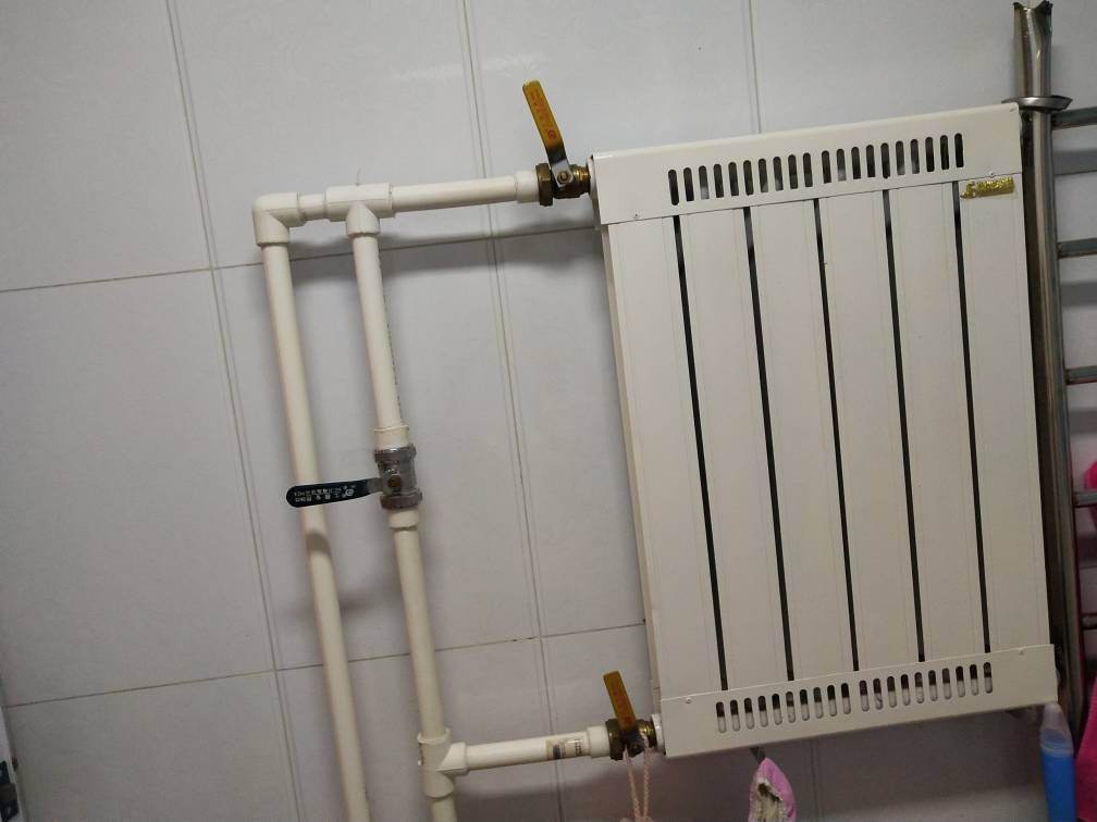 暖气开关哪个方向是开