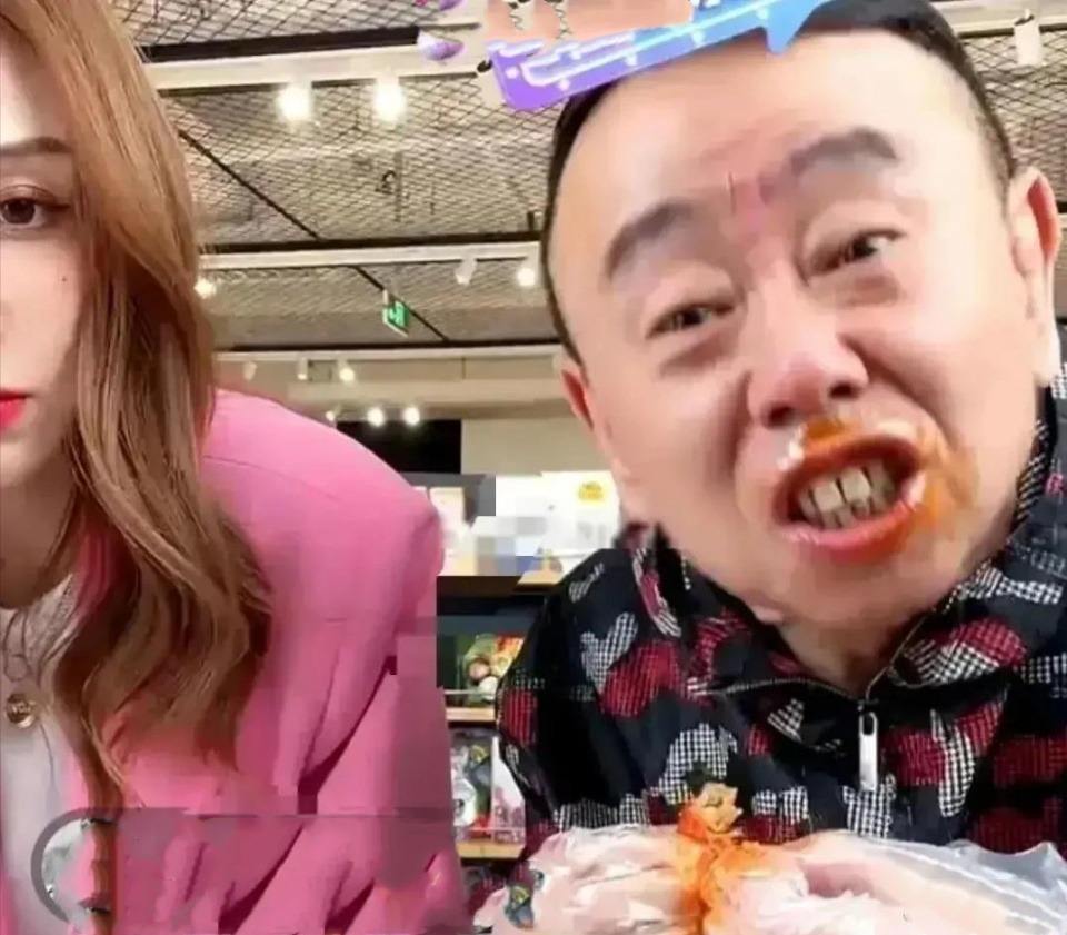 "潘嘎之交"后续,潘长江直播再次连麦嘎子,情绪失控被质疑犯病